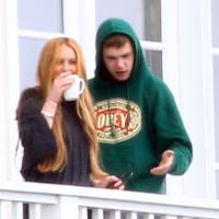 Lindsay Lohan : Détendue et accro au tabac elle se fait des amis en rehab !