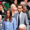 Pippa et James Middleton assistent depuis la loge royale à la première journée de Wimbledon au All England Lawn Tennis and Croquet Club de Londres le 24 juin 2013