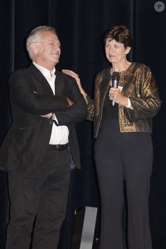 Bernard Murat et Muriel Haïm - Soirée de Gala pour l'association "Un Coeur Pour la Paix " à l'occasion du spectacle d'Ary Abittan au Théâtre Edouard VII à Paris le 24 juin 2013.
