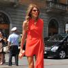 Anna dello Russo arrive au défilé Gucci à Milan. Le 24 juin 2013.