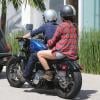 Exclusif - Josh Hutcherson fait de la moto avec sa nouvelle petite amie Claudia Traisac, rencontrée sur le tournage de Paradise Lost, à Los Angeles, le 22 juin 2013