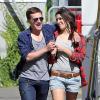 Exclusif - Josh Hutcherson se promène avec sa nouvelle petite amie Claudia Traisac, rencontrée sur le tournage de Paradise Lost, à Los Angeles, le 22 juin 2013