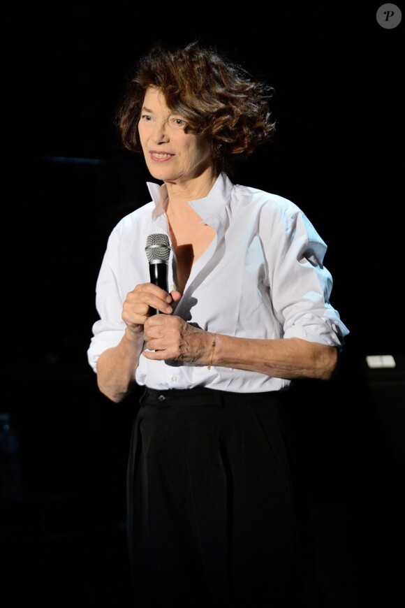 Jane Birkin sur la scène de La Cigale à Paris, le 26 juin 2013.
