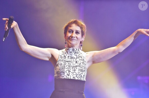 Caroline Loeb lors du concert Stars 80 au Grand Stade Lille Métropole-Pierre Mauroy à Villeneuve-d'Ascq le 29 juin 2013