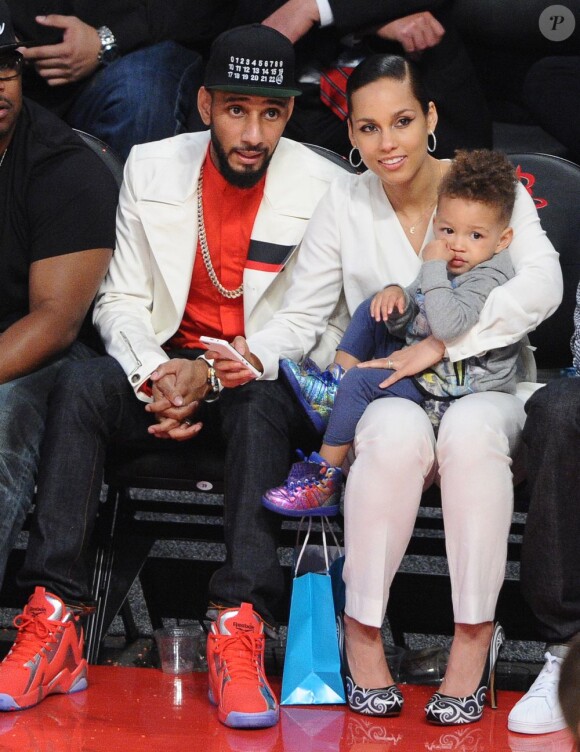 Swizz Beatz, Alicia Keys et leur fils Egypt lors du All-Star Game au Toyota Center de Houston le 17 février 2013