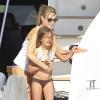 Exclusif - Helen Svedin à bord du yacht Jax of Ibiza avec une de ses filles. Ibiza, le 29 juin 2013.