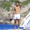 Exclusif - Le footballeur Luis Figo profite de vacances à bord du yacht Jax of Ibiza en compagne de sa femme Helen Svedin et de leurs trois filles Daniela, Martina et Stella. Ibiza, le 29 juin 2013.