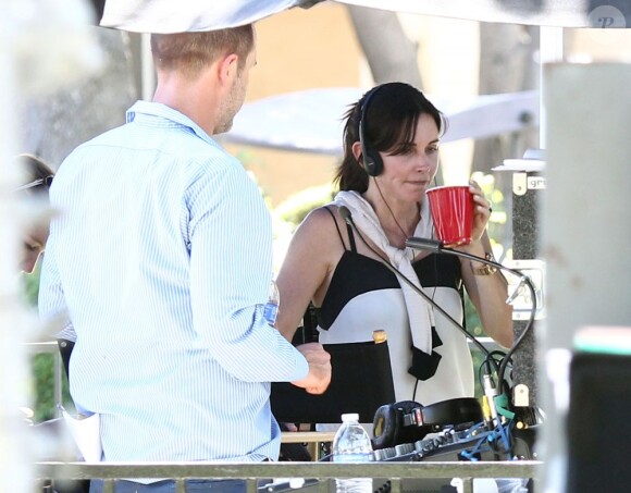 Exclusif - L'actrice Courteney Cox sur le tournage du film Hello I Must Be Going, en Californie, le 8 juillet 2013.