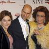 Sasha Alexander Ponti, Edoardo Ponti et Sophia Loren lors de la présentation du film Nine à Rome le 13 janvier 2010