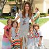 Brooke Burke accompagnée de ses quatre enfants lors du lancement de de la collection Mickeyt Through the Decades de la marque Old Navy, dans les studios Disney de Los Angeles, le 13 juillet 2013