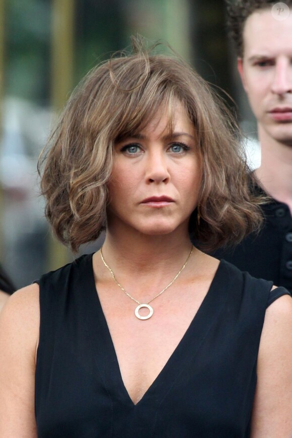 Jennifer Aniston est sur le tournage du film "Squirrels to the Nuts" à New York le 17 juillet 2013.