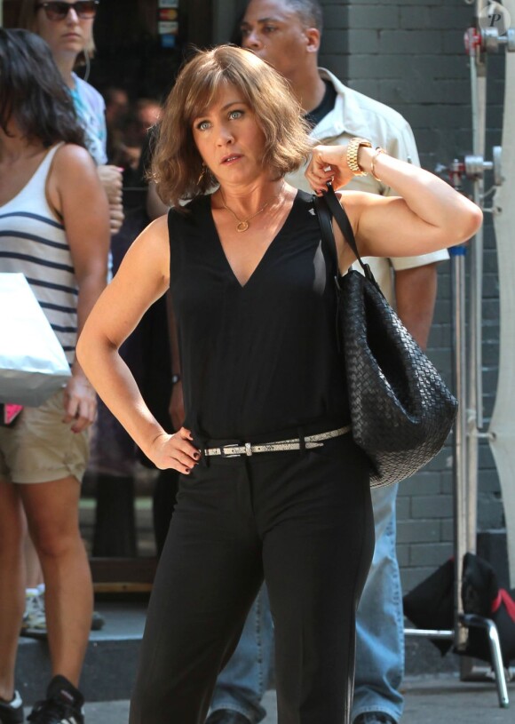 Jennifer Aniston sur le tournage du film "Squirrels to the Nuts" à New York le 17 juillet 2013.