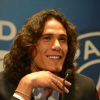 Edinson Cavani : Le nouveau jouet du PSG fait trembler la planète foot