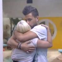 Secret Story 7 - Vincent à Alexia : ''A la télé, t'es belle !''