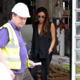 Exclusif - Gordon Ramsay, accompagné de David et Victoria Beckham, quitte un site de construction dans le sud de Londres, le 12 juillet 2013. Il se pourrait que les Beckham aient décidé d'investir dans un restaurant.