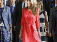 Princesse Letizia : Rouge ou blanche, ses robes courtes annoncent les vacances