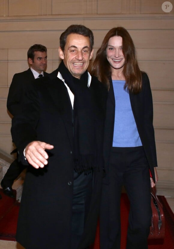 Exclu : Carla Bruni et Nicolas Sarkozy au mariage de Julien Clerc et Hélène Grémillon à Paris, le 17 décembre 2012.