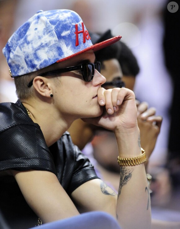 Justin Bieber assiste au match de basket Miami Heat contre Indiana Pacers à Miami. Le 3 juin 2013.