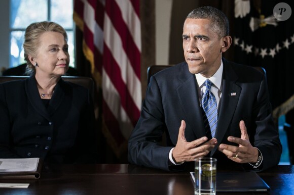 Barack Obama et Hillary Clinton lors d'une réunion à la Maison Blanche, à Washington, le 28 novembre 2012.