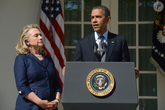 Barack Obama et Hillary Clinton lors d'une conférence de presse après la mort de l'ambassadeur américain Christopher Stevens, tué en Lybie, le 12 septembre 2012.