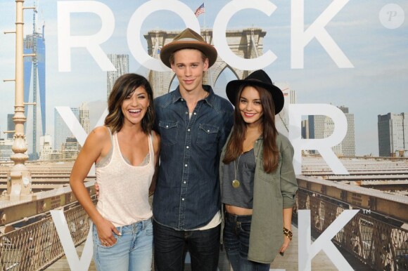 Vanessa Hudgens, Jessica Szohr et Austin Butler à la soirée American Eagle's Rock Your Walk à New York, le 30 juillet 2013.