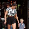 Robin Thicke, Paula Patton et leur fils Julian à la sortie de leur hôtel à New York, le 31 juillet 2013.
