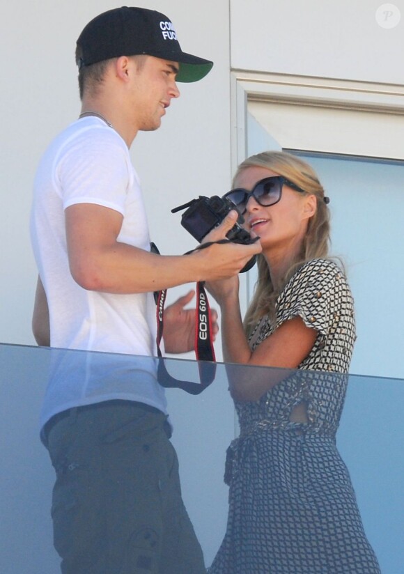Paris Hilton et son petit-ami River Viiperi à Ibiza, le 31 juillet 2013.