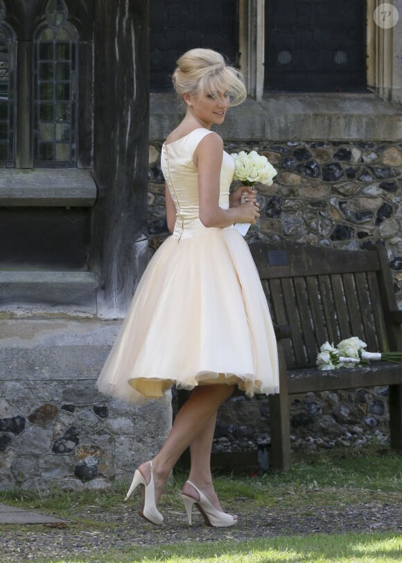 Pixie Lott, demoiselle d'honneur au mariage de Charlie-Ann, le samedi 3 août 2013 dans l'Essex.