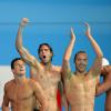 Camille Lacourt, Jérémy Stravius, Fabien Gilot et Giacomo Perez Dortona, champion du monde du 4x100 m 4 nages au Palau Sant Jordi de Barcelone