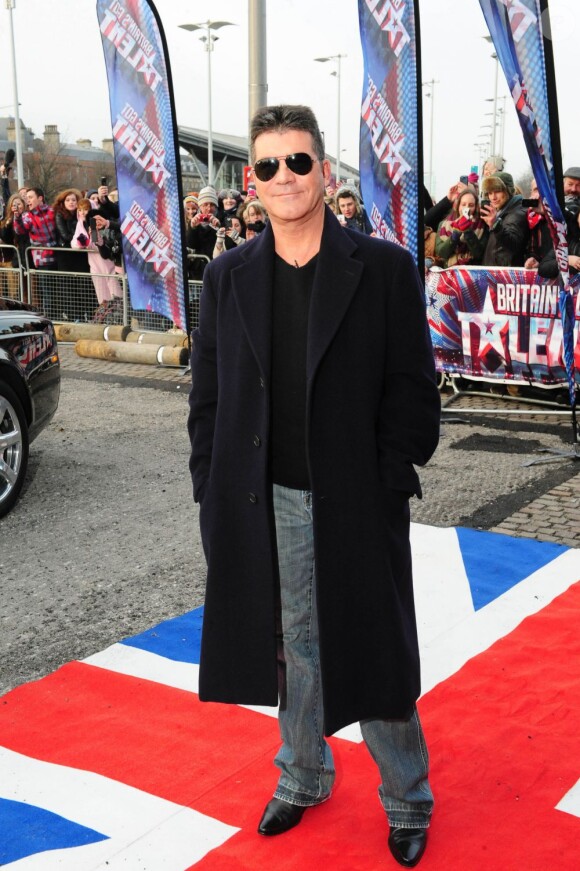 Simon Cowell arrive aux auditions de l'émission "Britain's Got Talent" à Cardiff. Le 16 janvier 2013.