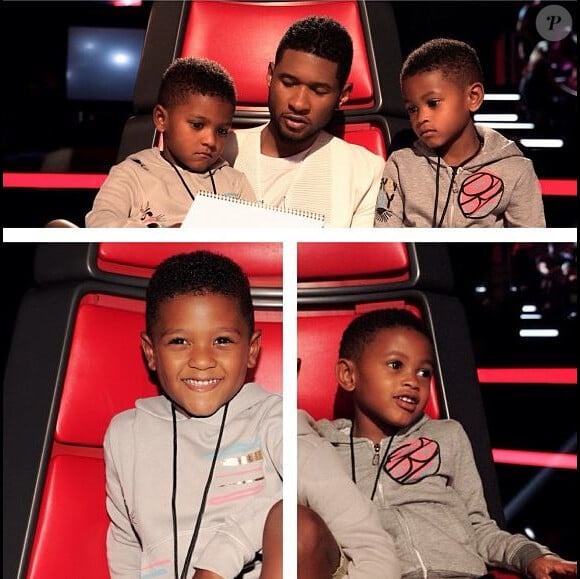 Usher pose avec ses fils Raymond V et Naviyd, sur le plateau de The Voice USA, le 24 mai 2013.