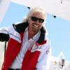 Sir Richard Branson retrouve son Virgin Atlantic Challenger II et les membres d'équipage avec lesquels il a battu le record de la traversée de l'Atlantique en 1986 le 6 août 2013 à Plymouth.