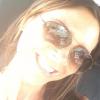 Victoria Beckham, souriante sur cette photo postée sur Twitter par son ami et coiffeur, Ken Paves.
