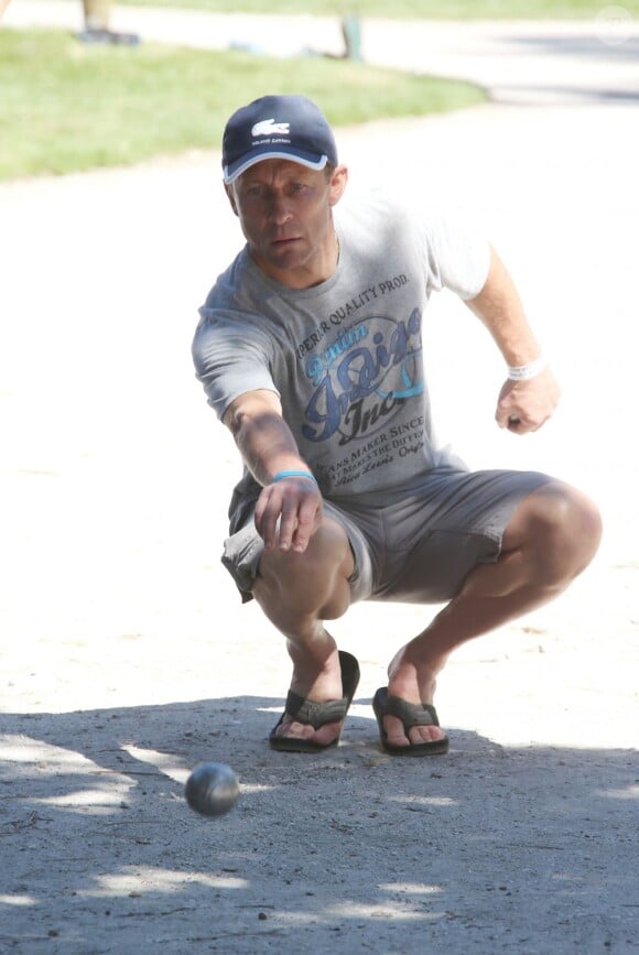 Jean Pierre Papin lors de la 6eme édition du tournoi de pétanque Starwest dans le parc Mauresque d'Arcachon, le 11 août 2013.