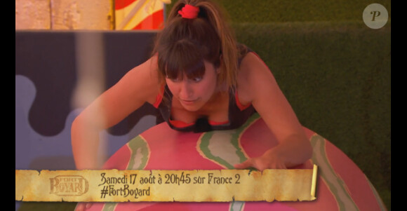 La comédienne Laetitia Milot affronte les épreuves de Fort Boyard, dans l'émission du samedi 17 août 2013.