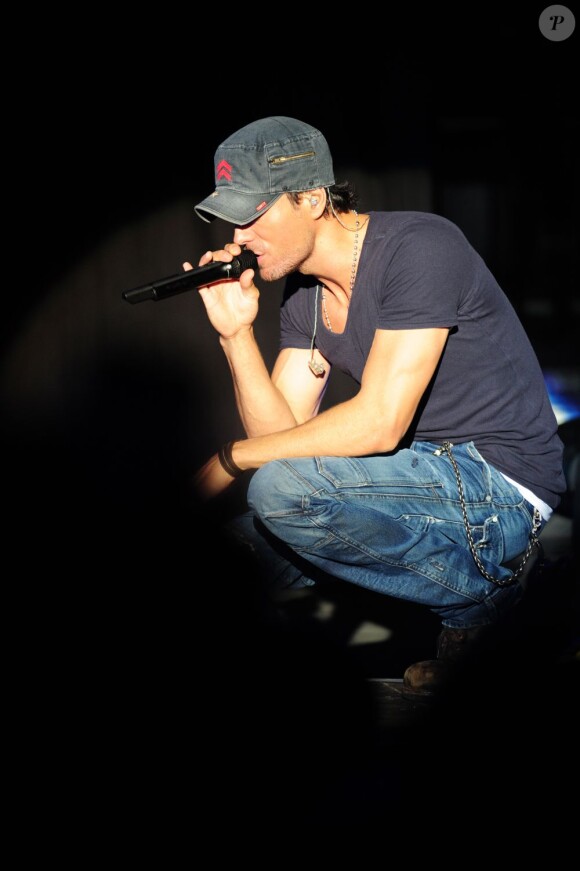 Enrique Iglesias en concert lors du festival Starlite à Marbella, le 17 août 2013.