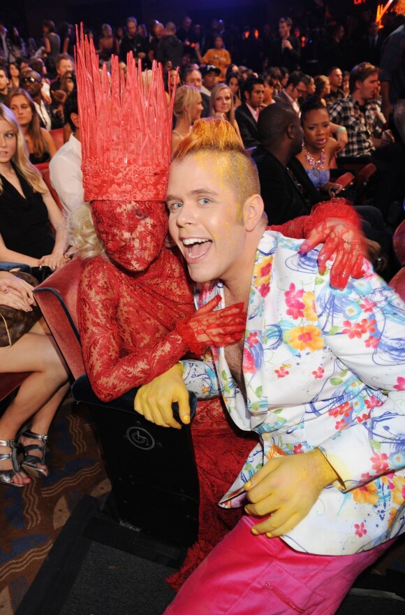 Lady Gaga et Perez Hilton lors des MTV Video Music Awards au Radio City Music Hall, le 13 septembre 2009.