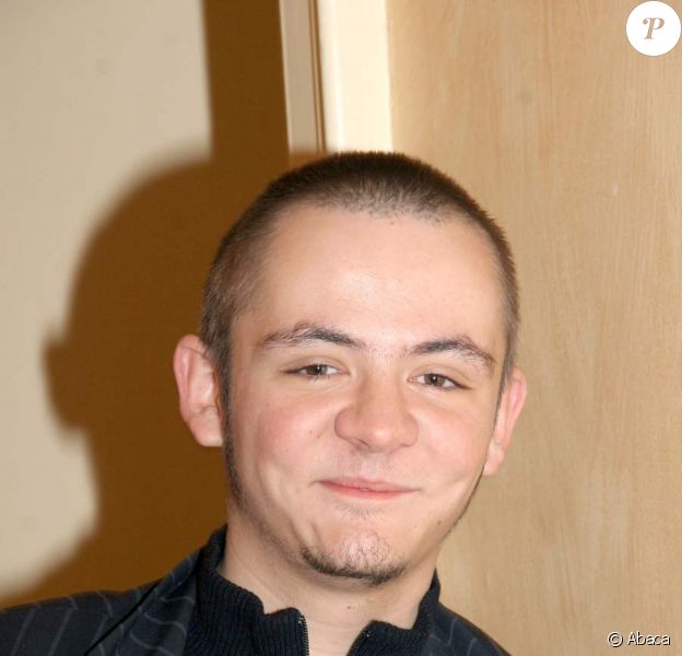 Le Jeune Comedien Damien Jouillerot Papa Purepeople