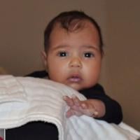 North West : Première photo de la fille de Kim Kardashian et Kanye West