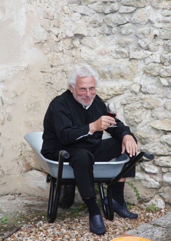 Pascal Morabito en dédicaces lors de la 18e Forêt des livres, à Chanceaux-Près-Loches, le 25 août 2013.