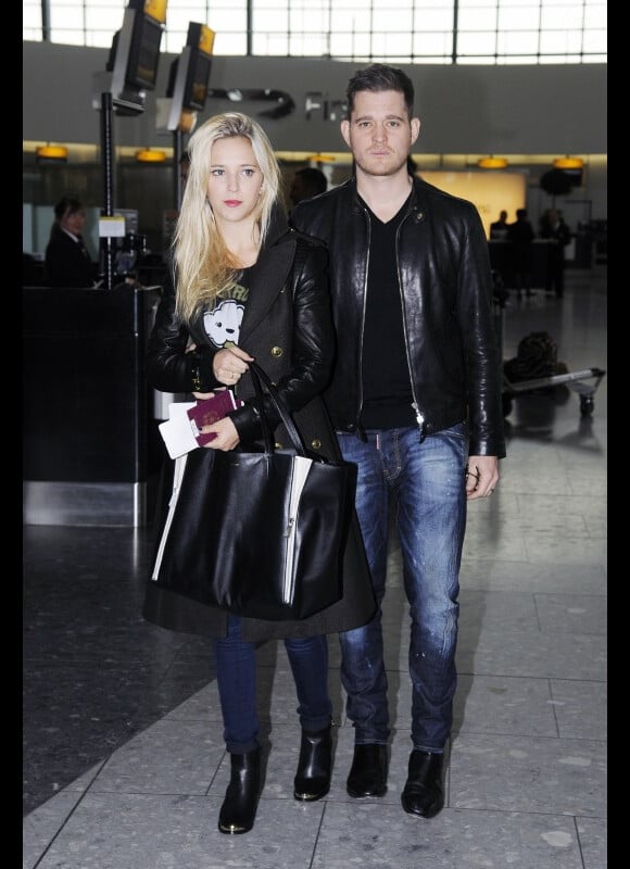 Michael Bublé et son épouse Luisana Lopilato, à Londres, en novembre 2012.
