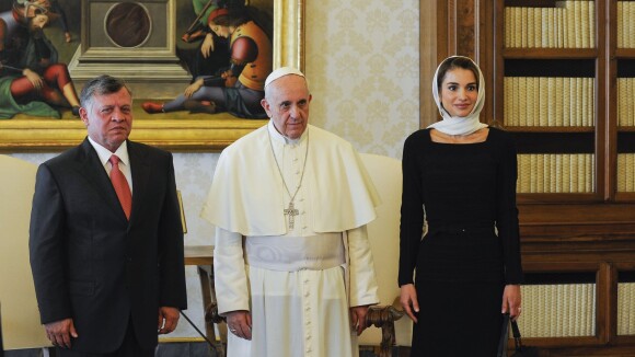 Rania de Jordanie : Religieusement belle au Vatican face au pape François