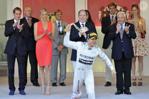 Le prince Albert II de Monaco et la princesse Charlene, Andrea Casiraghi et Tatiana Santo Domingo, Pierre Casiraghi et Beatrice Borromeo et le vainqueur Nico Rosberg lors du Grand Prix de Monaco de Formule 1 le 26 mai 2013