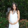 L'actrice Tammin Sursok (Pretty Little Liars), enceinte, prend la pose à Bervely Hills. Le 2 septembre 2013.