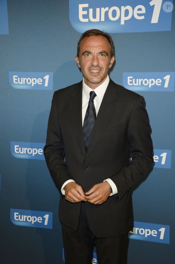 Nikos Aliagas lors de la conférence de presse de rentrée d'Europe 1 à la Maison de la Mutualité à Paris, le 4 septembre 2013