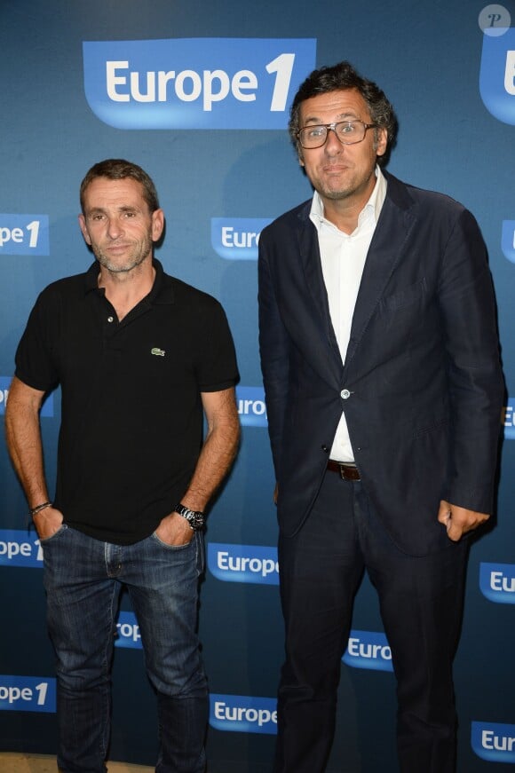 Guy Birenbaum et David Abiker lors de la conférence de presse de rentrée d'Europe 1 à la Maison de la Mutualité à Paris, le 4 septembre 2013