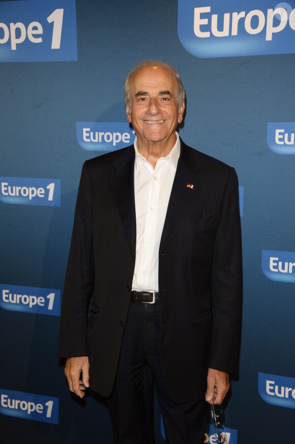 Jean-Pierre Elkabbach lors de la conférence de presse de rentrée d'Europe 1 à la Maison de la Mutualité à Paris, le 4 septembre 2013