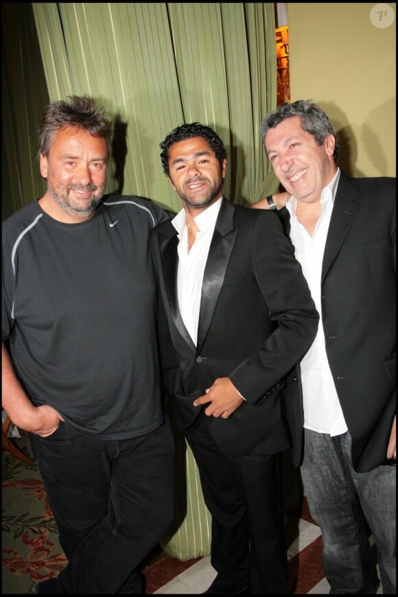 Luc Besson, Jamel Debbouze, Alain Chabat lors du gala caritatif de l'association Rêves le 25 avril 2007