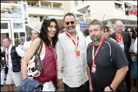 Jean Reno, sa femme Zofia et Luc Besson lors du Grand Prix de Formule 1 le 27 mai 2007
