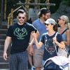 Exclusif - Chris Evans et Minka Kelly à Disneyland en Californie, le 4 septembre 2013.